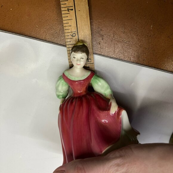 1966 Royal Doulton HN 2434 Fair Maiden Bone China Figurine Red Dress England - Picture 8 of 8